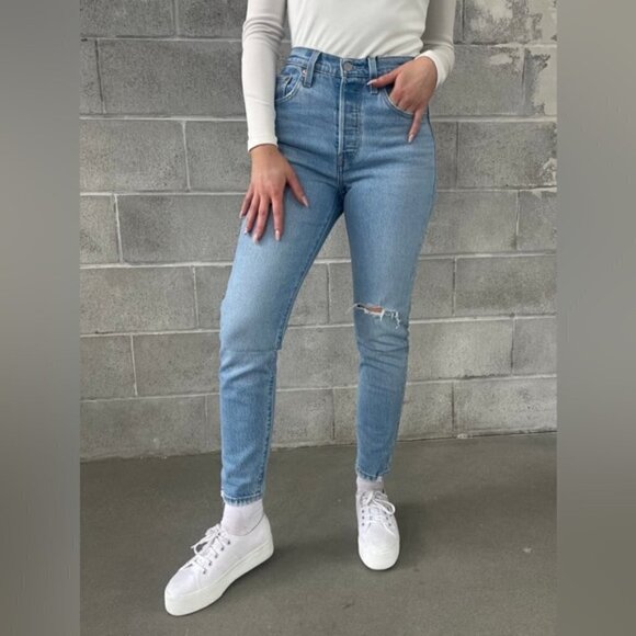 Levi's Premium 501 Skinny High Rise Button Fly WOMEN'S JEANS Size 26 - Picture 2 of 12